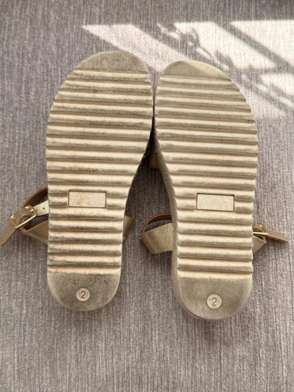 art class - Girls Gold Platform Espadrille Sandals w/ Ankle Strap Buckle -Size2